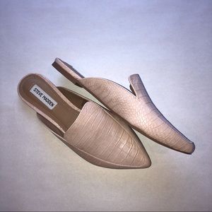 Pink faux crocodile mule